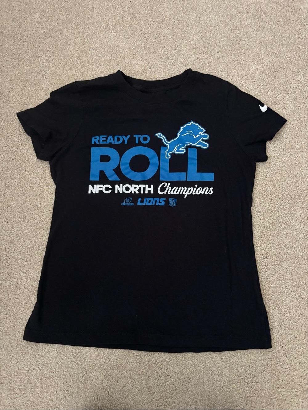 Women’s short sleeve black Detroit Lions Nike T-Shirt small